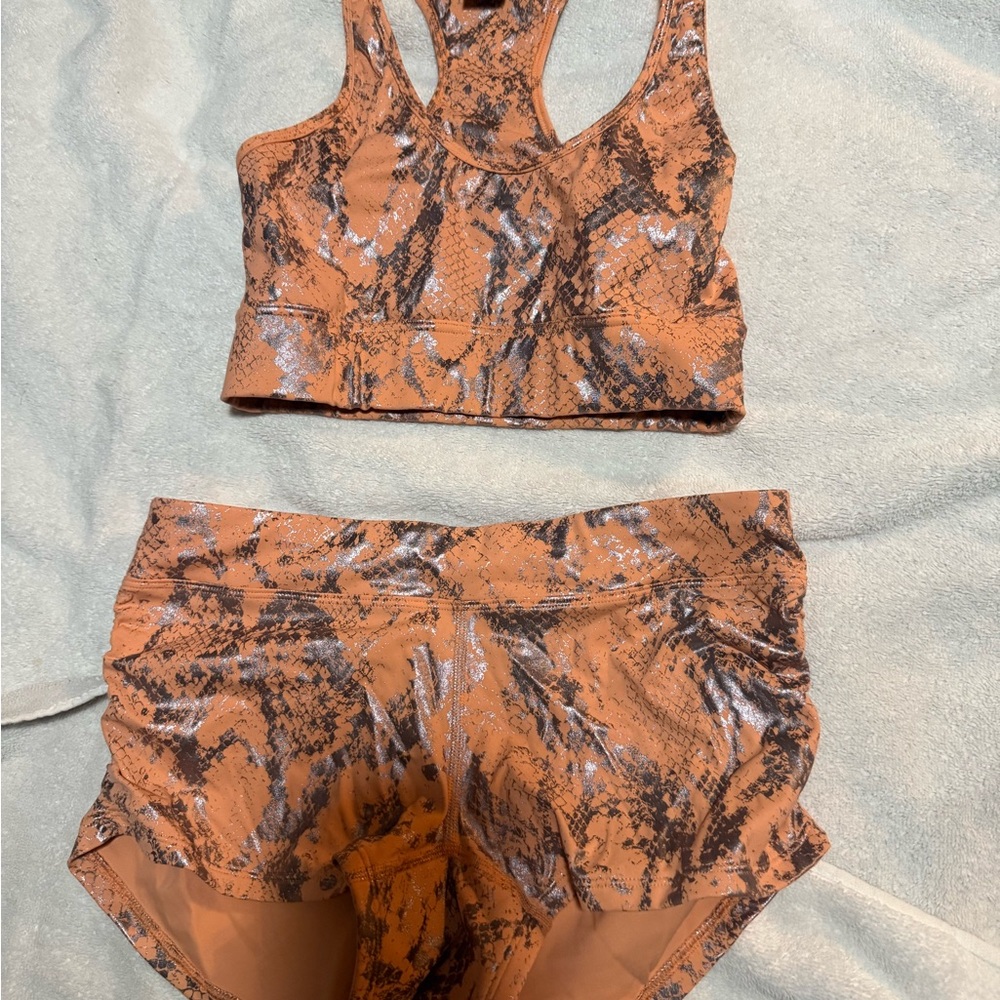 Wicked Weasel WKD BOD Snake Print Active Set (Bra S/ Shorts M)